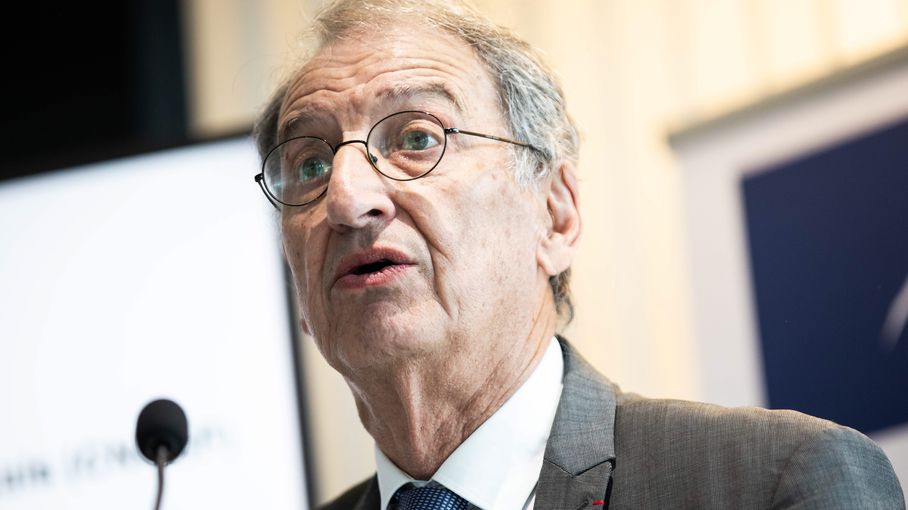 Covid-19 : la fermeture des magasins de jeux vidéo dans les départements confinés est "incompréhensible", réagit un député LREM